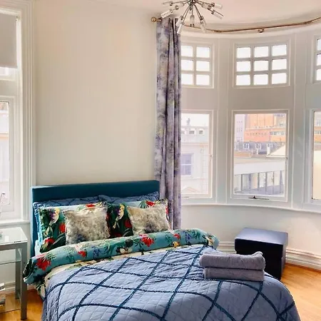 Seaside Rentals Bournemouth Centre - Large 3Br, Wifi, Beach 8 Min Walk Exterior photo